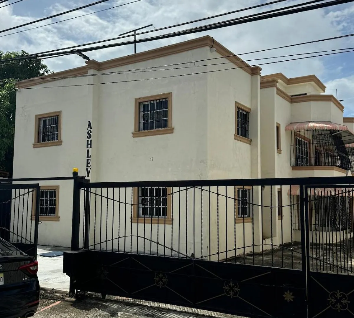 Ensanche Savica de MendozaEdificio Ashley公寓 多米尼加共和国