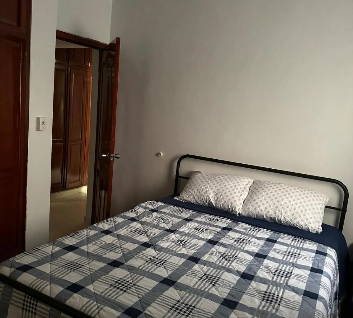 Ensanche Savica de MendozaEdificio Ashley公寓 Ensanche Savica de Mendoza